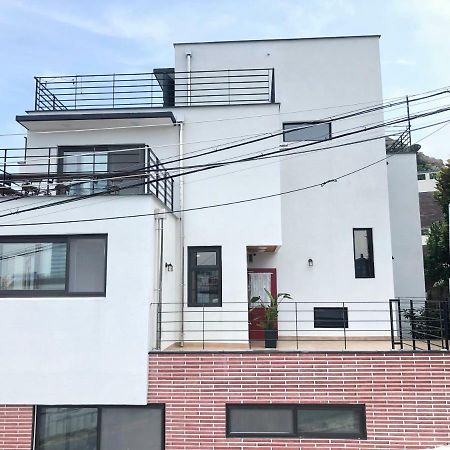 Cheukhudong 19Beonji Guest House Мокпо Екстериор снимка