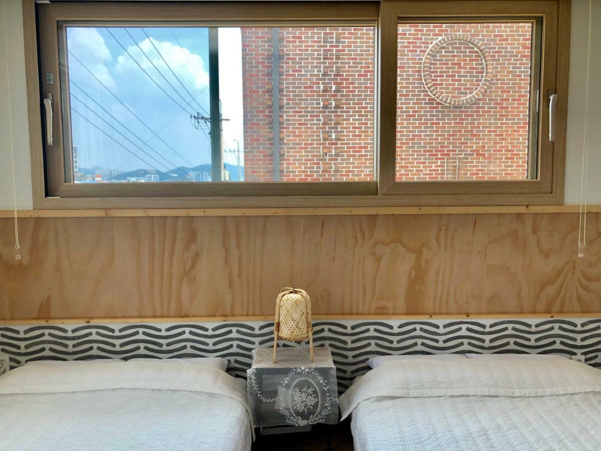 Cheukhudong 19Beonji Guest House Мокпо Екстериор снимка